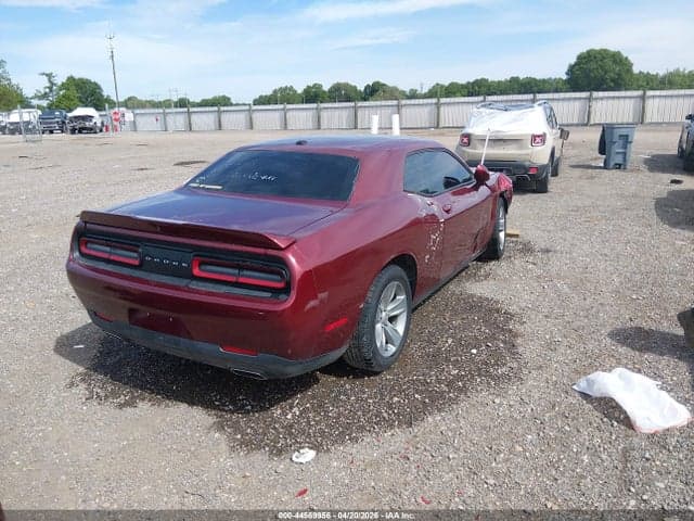 2019 DODGE CHALLENGER SXT 4