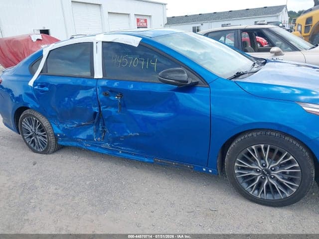 2023 KIA FORTE GT-LINE 6