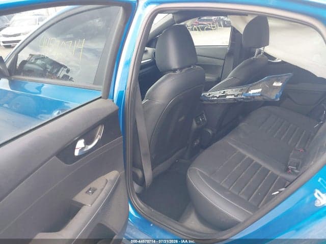 2023 KIA FORTE GT-LINE 8