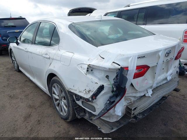 2020 TOYOTA CAMRY LE 3