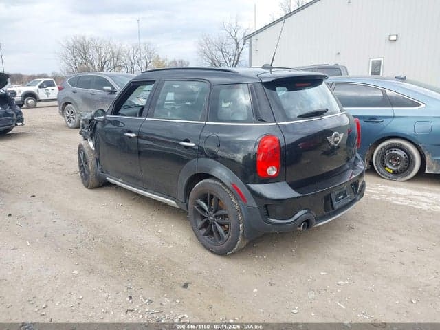 2016 MINI COUNTRYMAN COOPER 3