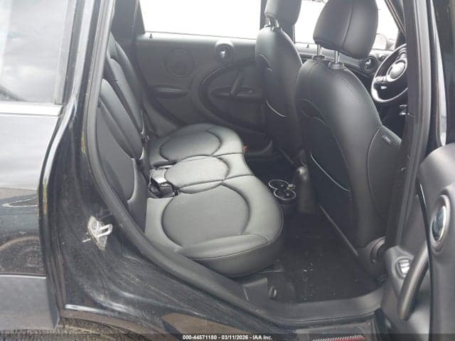2016 MINI COUNTRYMAN COOPER 8