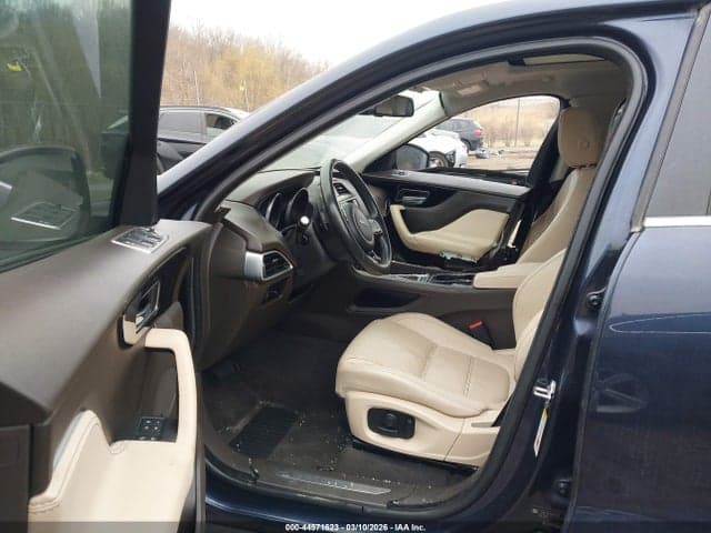 2017 JAGUAR F-PACE 35T 5