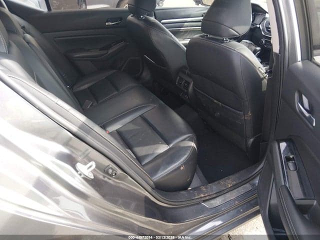 2021 NISSAN ALTIMA SL FWD 8
