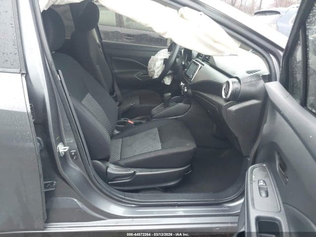2024 NISSAN VERSA 1.6 S 5