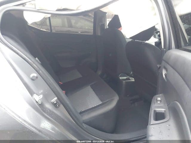 2024 NISSAN VERSA 1.6 S 8