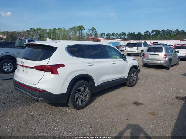 2023 HYUNDAI SANTA FE SE 4