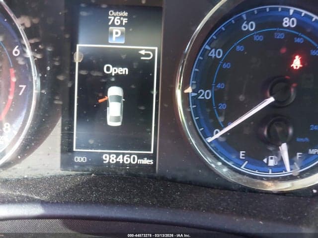 2019 TOYOTA COROLLA SE 7