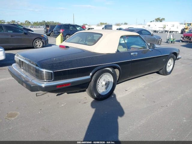 1992 JAGUAR XJS 4