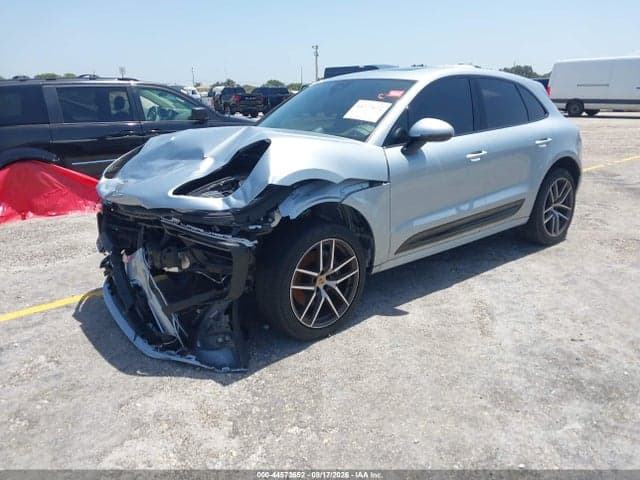2024 PORSCHE MACAN T 2