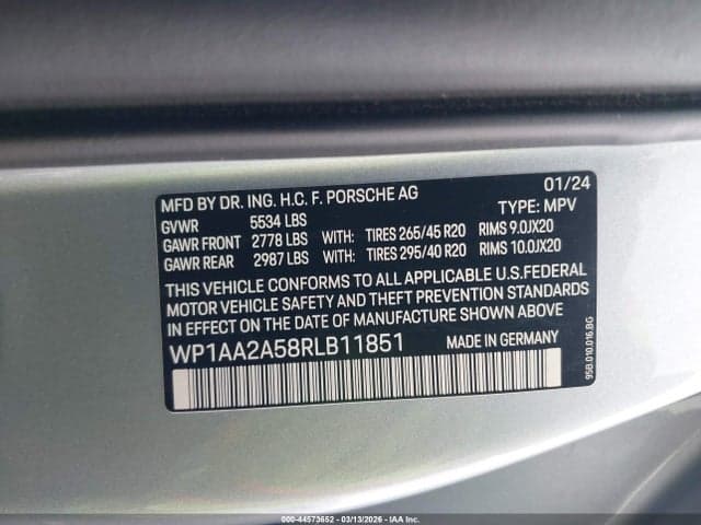 2024 PORSCHE MACAN T 9