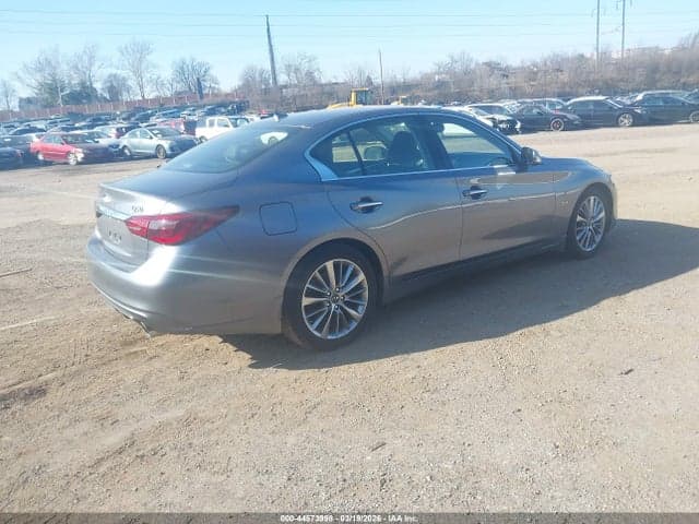 2019 INFINITI Q50 3.0T LUXE 4