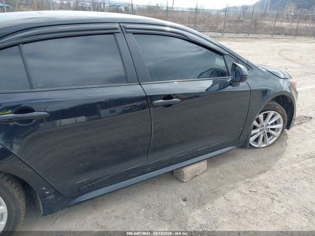 2024 TOYOTA COROLLA LE 11
