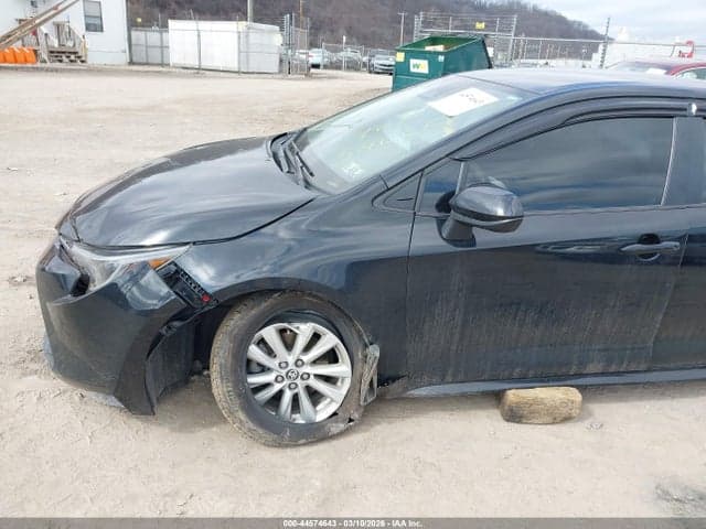 2024 TOYOTA COROLLA LE 18