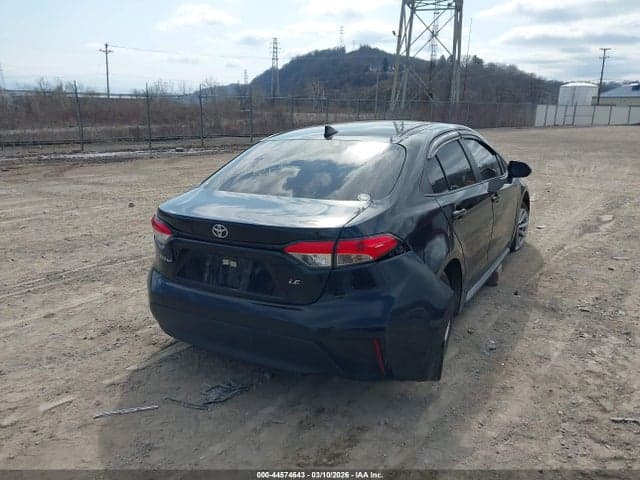 2024 TOYOTA COROLLA LE 4