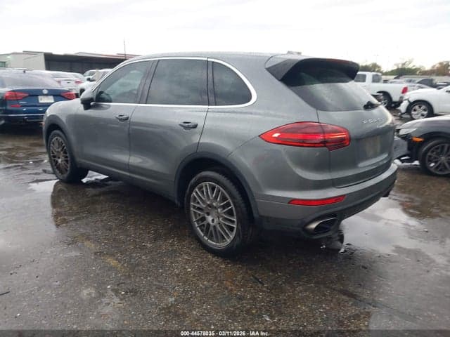2017 PORSCHE CAYENNE 3