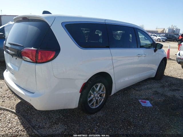 2025 CHRYSLER VOYAGER LX 4