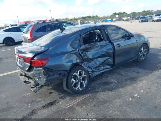 2021 KIA FORTE LXS 4