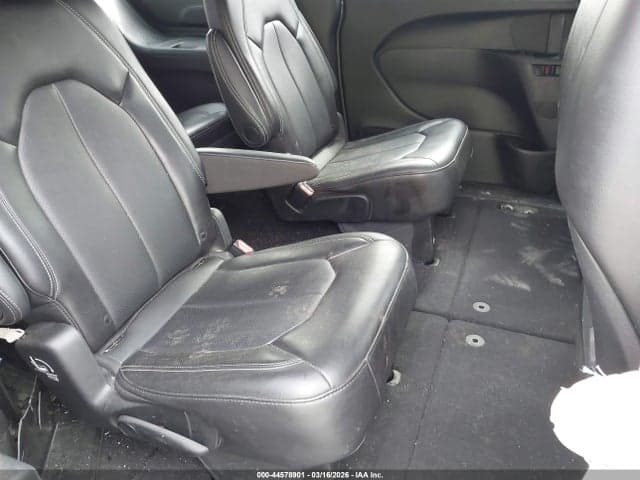 2025 CHRYSLER PACIFICA SELECT 8