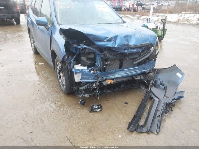 2022 SUBARU FORESTER PREMIUM 19