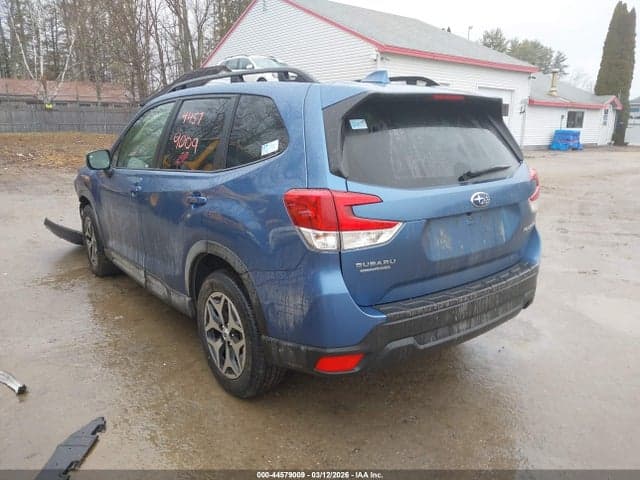 2022 SUBARU FORESTER PREMIUM 3