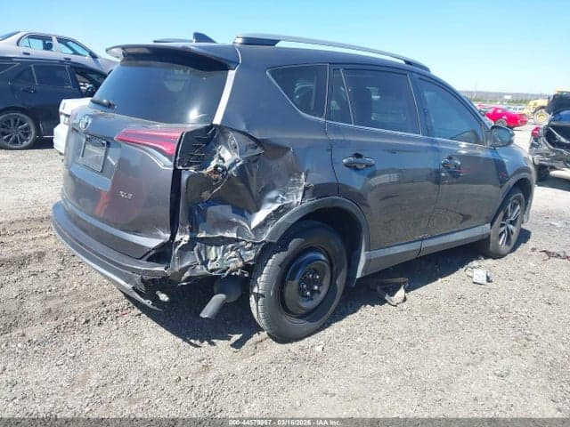 2018 TOYOTA RAV4 XLE 6