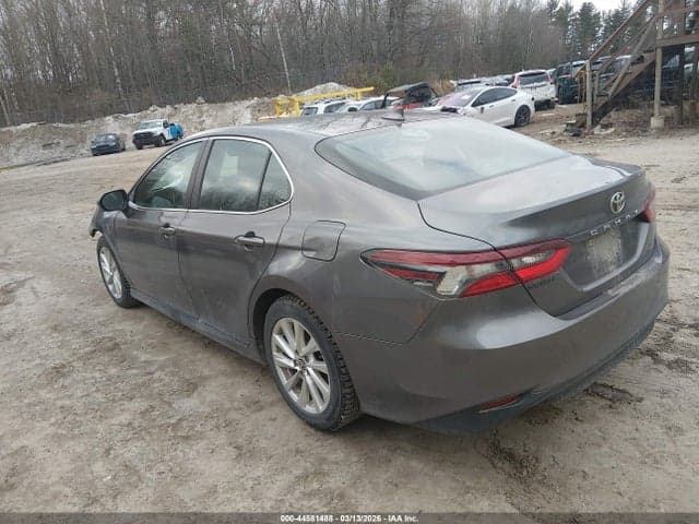 2021 TOYOTA CAMRY LE 3