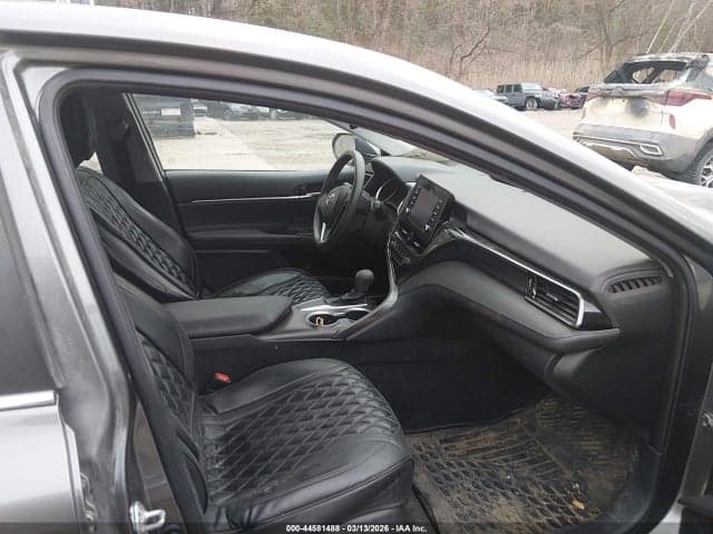 2021 TOYOTA CAMRY LE 5