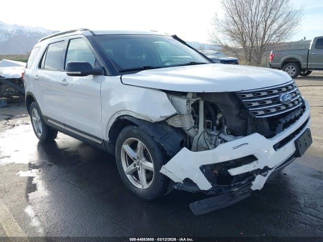 2017 FORD EXPLORER XLT - 1