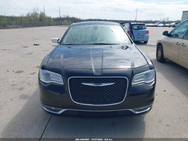 2018 CHRYSLER 300 LIMITED AWD 11