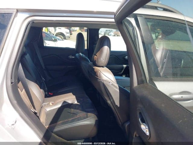 2021 JEEP CHEROKEE TRAILHAWK 4X4 8