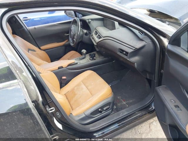 2021 LEXUS UX 250H 5