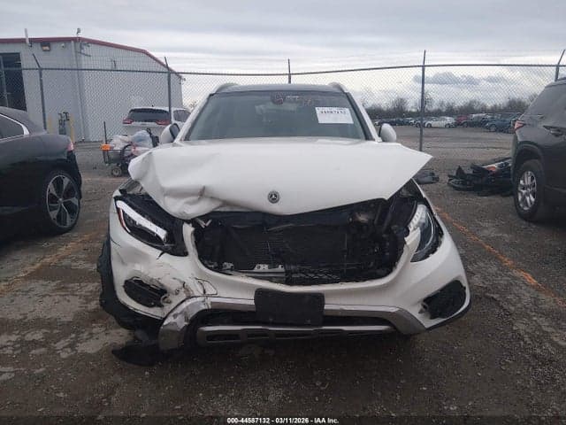 2018 MERCEDES-BENZ GLC 300 4MATIC 12