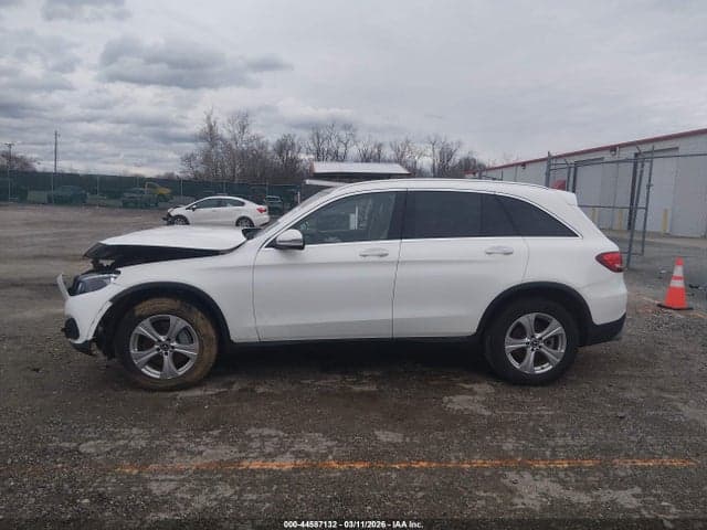 2018 MERCEDES-BENZ GLC 300 4MATIC 14