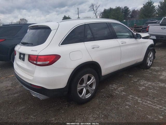 2018 MERCEDES-BENZ GLC 300 4MATIC 4