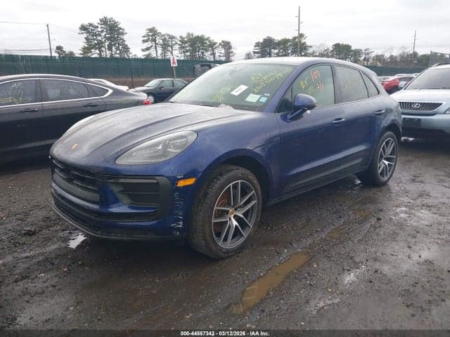 2022 PORSCHE MACAN 2