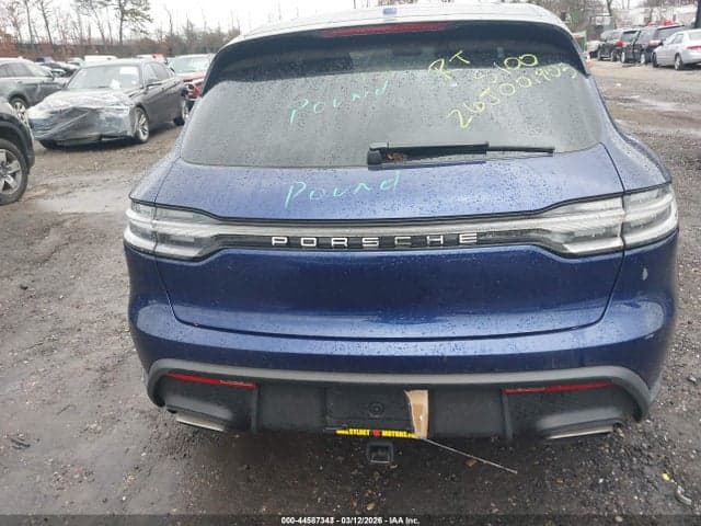 2022 PORSCHE MACAN 6