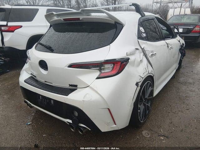2019 TOYOTA COROLLA XSE 4