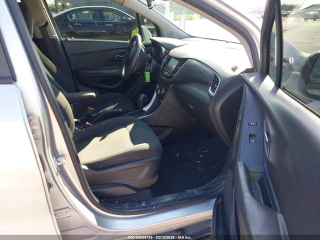 2017 CHEVROLET TRAX LS 5
