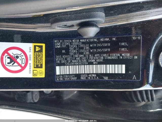 2019 TOYOTA HIGHLANDER SE 9