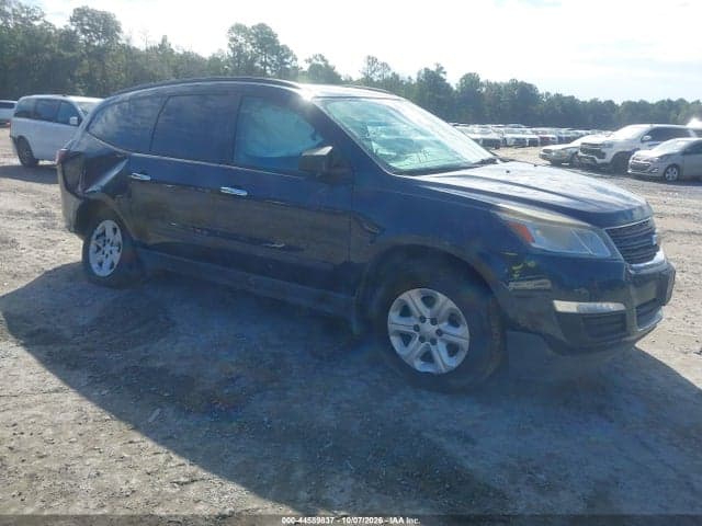 2017 CHEVROLET TRAVERSE LS