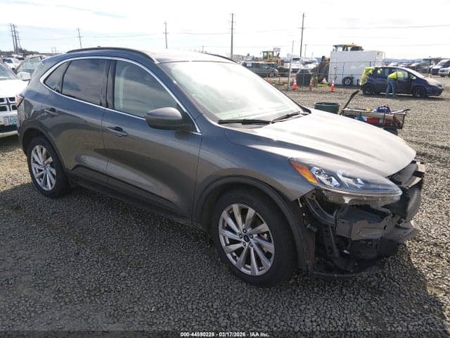 2022 FORD ESCAPE TITANIUM