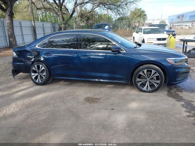 2022 VOLKSWAGEN PASSAT 2.0T SE 13