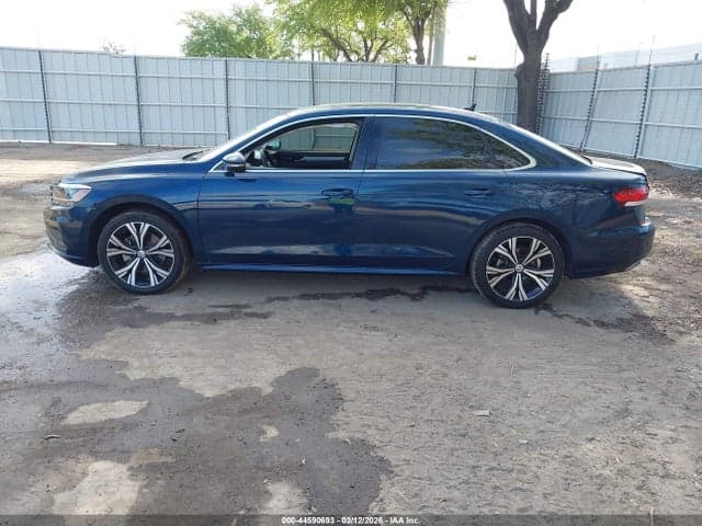 2022 VOLKSWAGEN PASSAT 2.0T SE 14