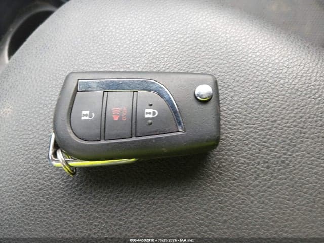 2019 TOYOTA RAV4 LE 11
