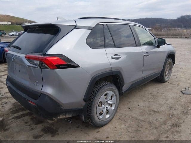 2019 TOYOTA RAV4 LE 4