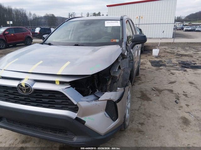 2019 TOYOTA RAV4 LE 6