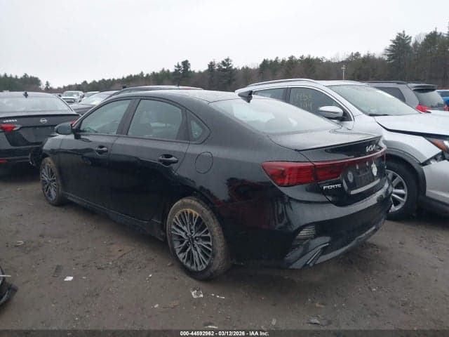 2023 KIA FORTE GT-LINE 3