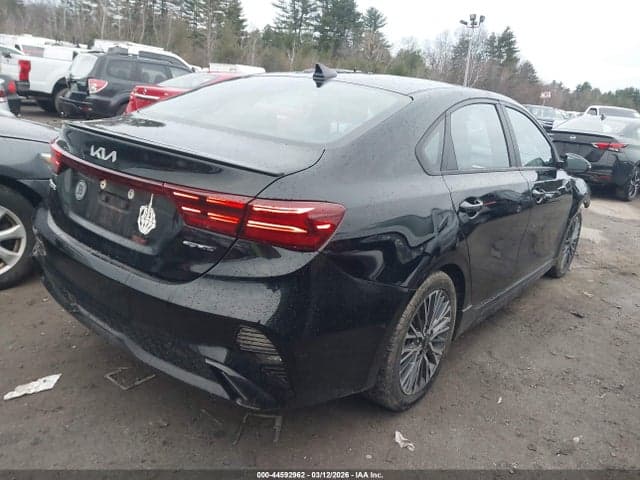 2023 KIA FORTE GT-LINE 4