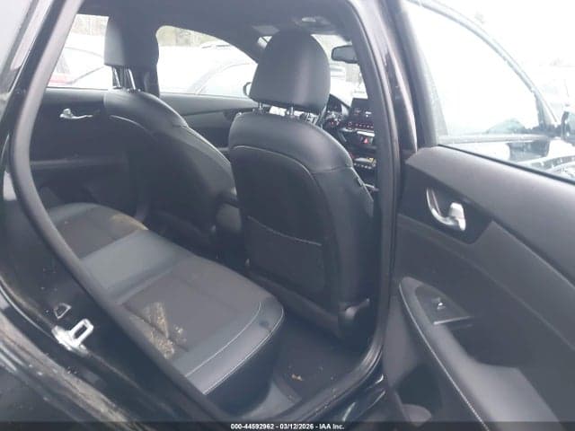 2023 KIA FORTE GT-LINE 8